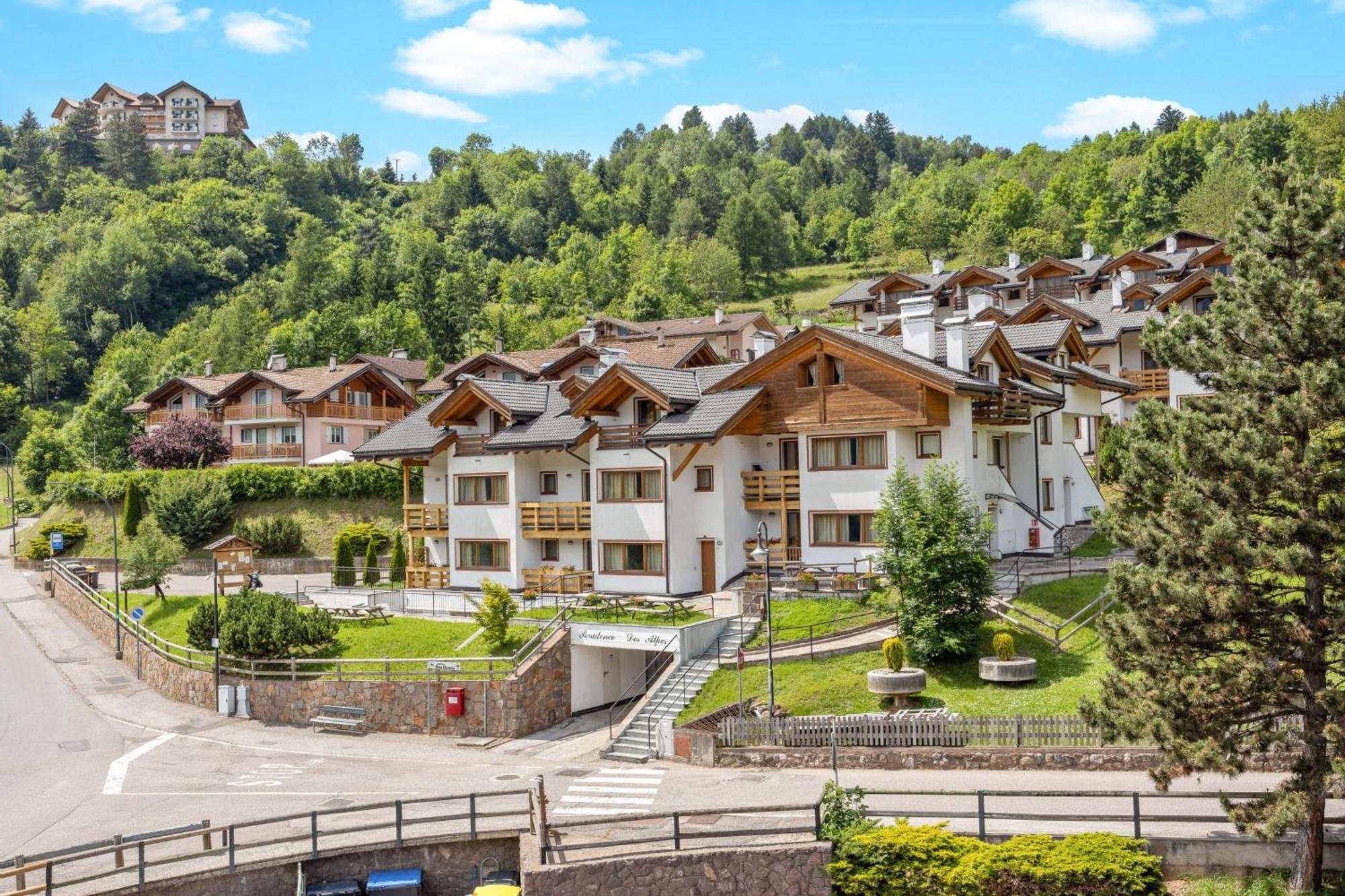 Residence Des Alpes Cavalese Exterior foto